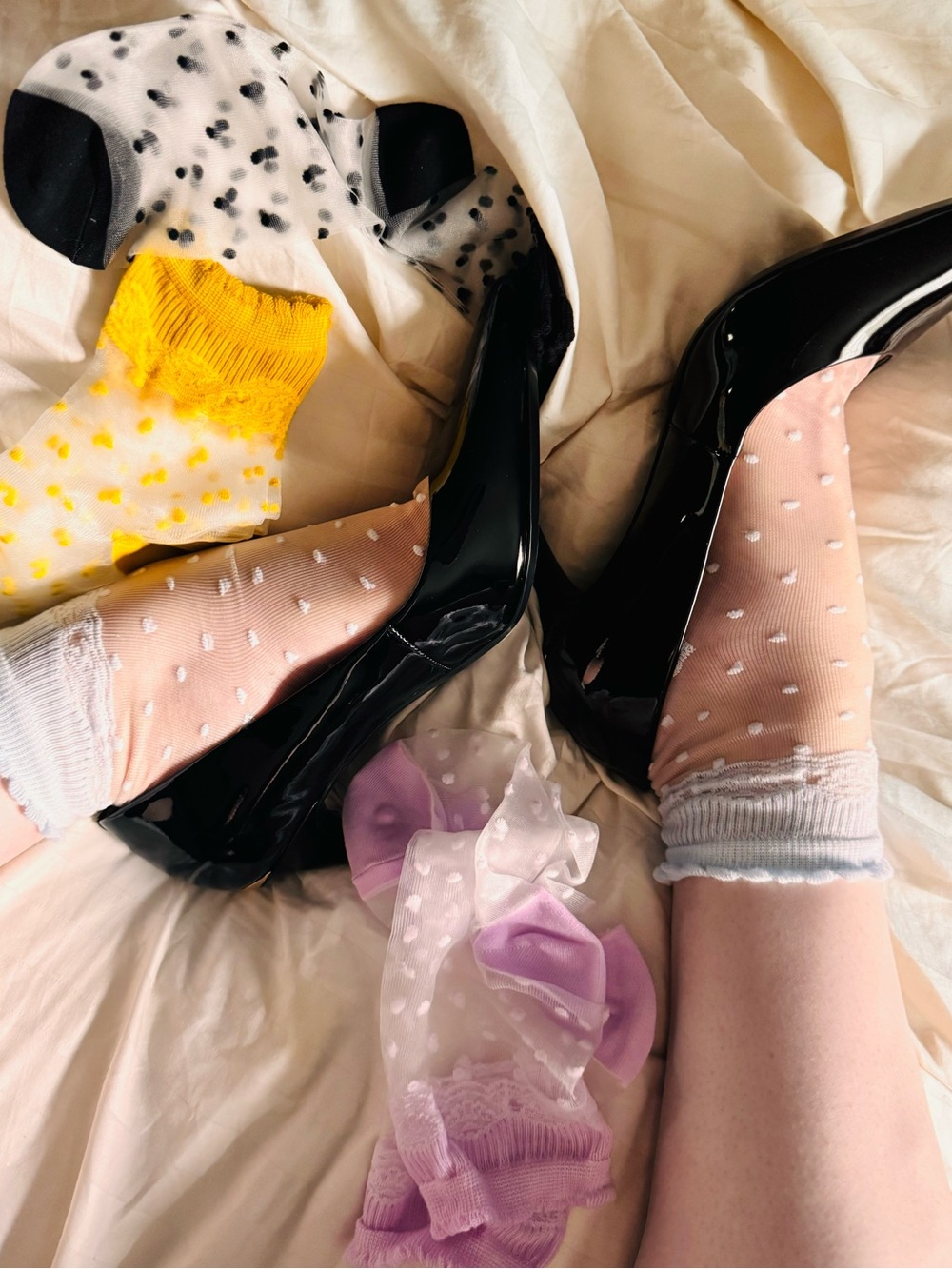 Sheer Polka Dot Anklet Socks - Black on Nude - Picture 7 of 11